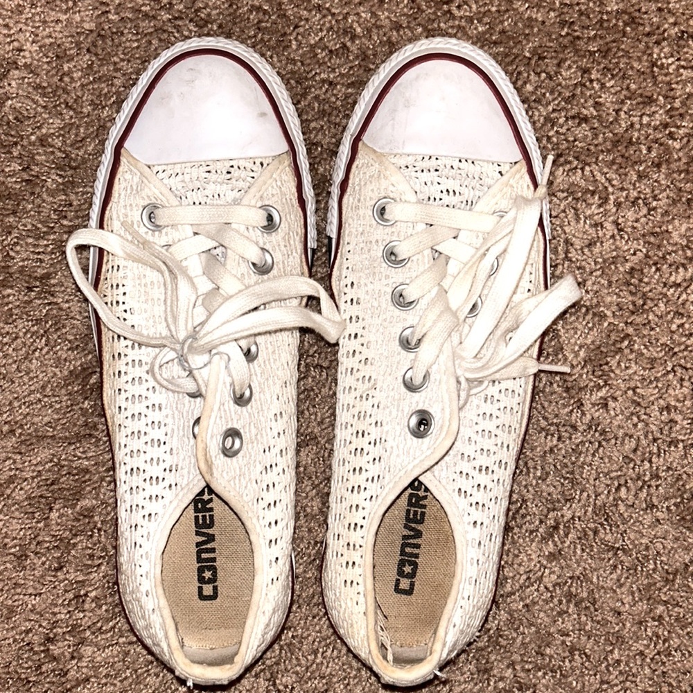 OFFERS OPEN! Crochet lace white converse size 7 women